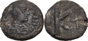 Justinian I (527-565). AE Half Follis. Rome mint. Struck 537-539. Diademed, draped, and cuirassed bust right. / Large K; star to left, cross to right;...