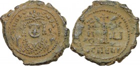 Maurice Tiberius (582-602). AE 10 Nummi, Antioch mint, year 15 (596/7). Crowned facing bust, wearing consular robes and holding mappa and eagle sceptr...