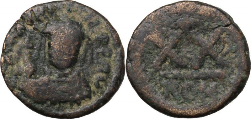 Maurice Tiberius (582-602). AE Half Follis, Rome mint. Crowned, draped, and cuir...