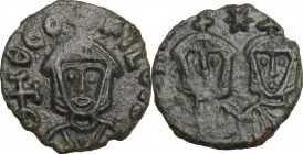 Teophilus (829-842). AE 40 Nummi, Syracuse mint, 830/1-842. Crowned facing bust of Theophilus, wearing loros, holding cross potent. / Crowned facing b...