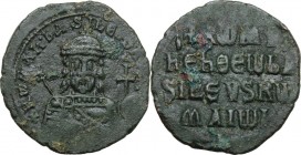 Constantine VII Porphyrogenitus, with Romanus I (920-944). AE Follis. Constantinople mint. Crowned and draped facing bust of Romanus, holding labarum-...