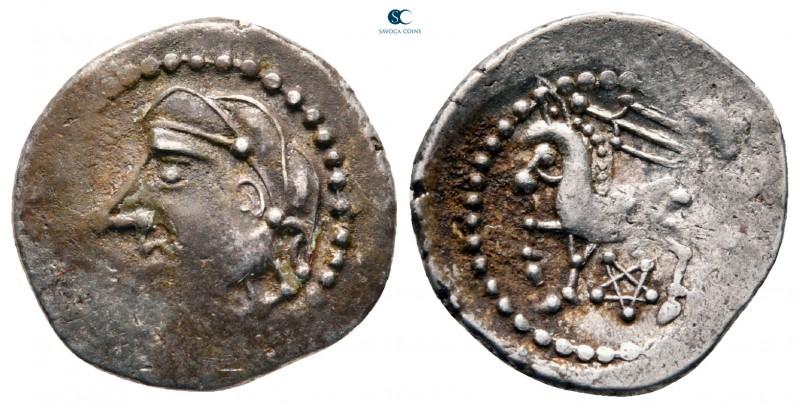 Central Gaul. Lemovice circa 100-50 BC. Quinarius AR

15 mm, 1,97 g

Stylise...