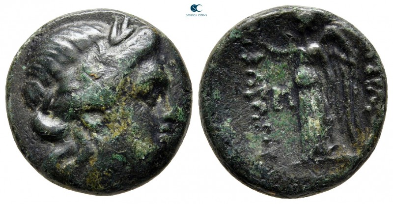 Kings of Thrace. Kabyle mint. Kavaros 230-218 BC. 
Bronze Æ

18 mm, 6,05 g
...