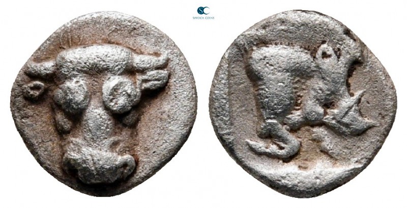 Phokis. Federal Coinage circa 478-460 BC. 
Obol AR

9 mm, 0,78 g

Facing he...