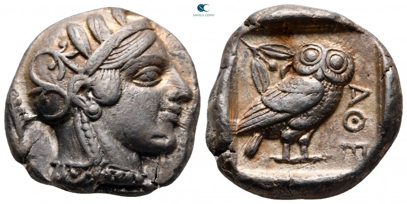 Attica. Athens circa 470-465 BC. 
Tetradrachm AR

23 mm, 17,00 g

Helmeted ...