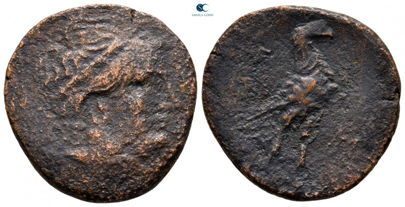 Elis. Olympia circa 30 BC. 
Diassarion Æ

27 mm, 8,50 g

Head of Hera right...