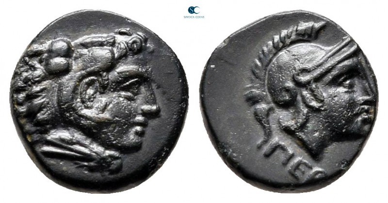 Mysia. Pergamon circa 310-282 BC. 
Bronze Æ

8 mm, 0,90 g

Head of Herakles...