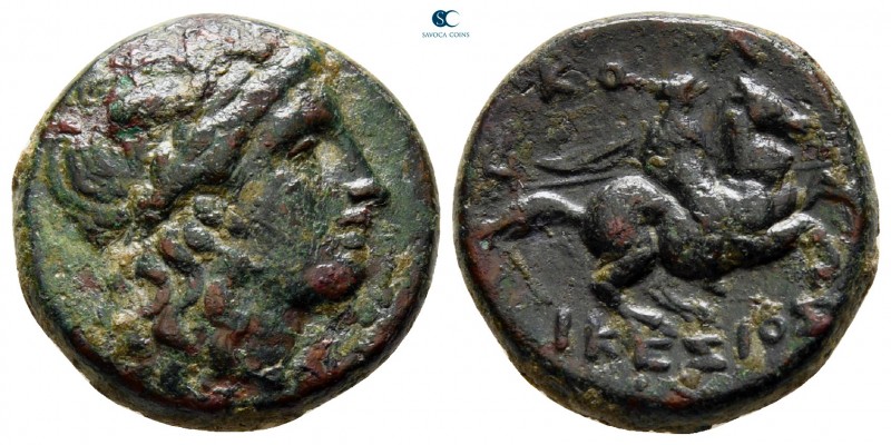 Ionia. Kolophon circa 330-285 BC. Ikesios, magistrate.
Bronze Æ

17 mm, 5,51 ...