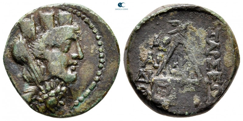 Cilicia. Tarsos circa 164-27 BC. 
Bronze Æ

20 mm, 5,53 g

Turreted, veiled...