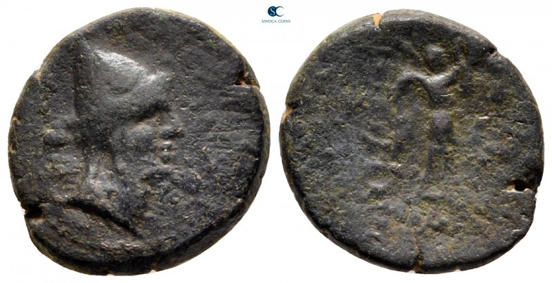 Commagene. Laodicea. Mithradates II 34-20 BC. 
Dichalkon Æ

19 mm, 5,44 g

...