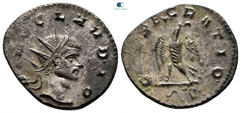 Divus Claudius II (Gothicus) AD 270. Rome
Antoninianus Æ silvered

22 mm, 3,2...