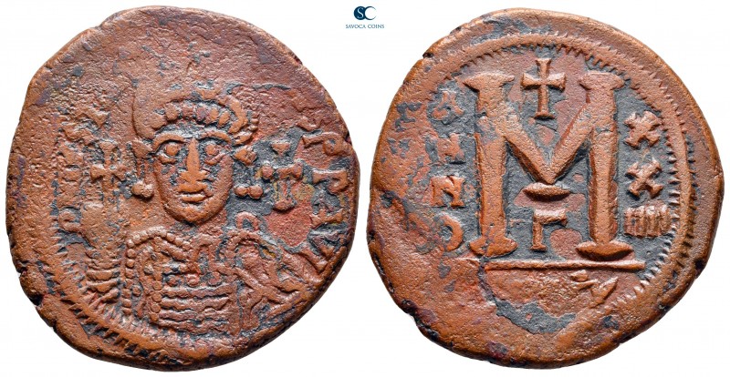 Justinian I AD 527-565. Theoupolis (Antioch)
Follis or 40 Nummi Æ

36 mm, 19,...