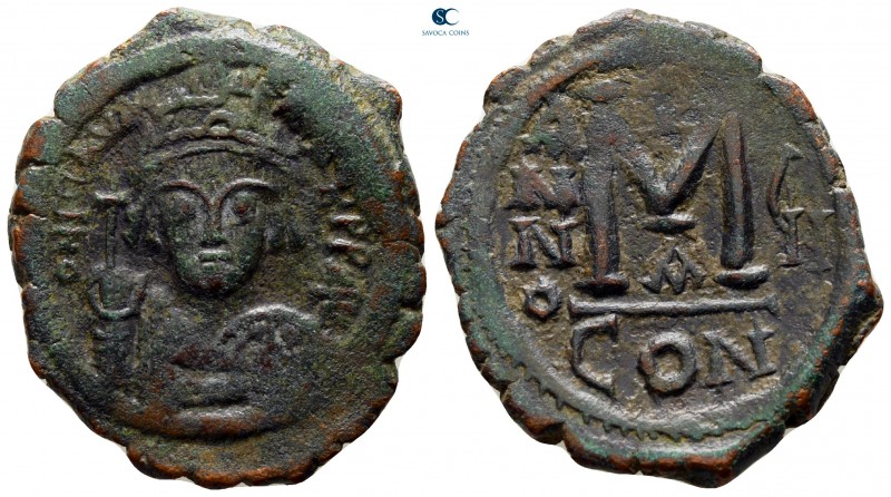 Maurice Tiberius AD 582-602. Constantinople
Follis or 40 Nummi Æ

30 mm, 10,0...