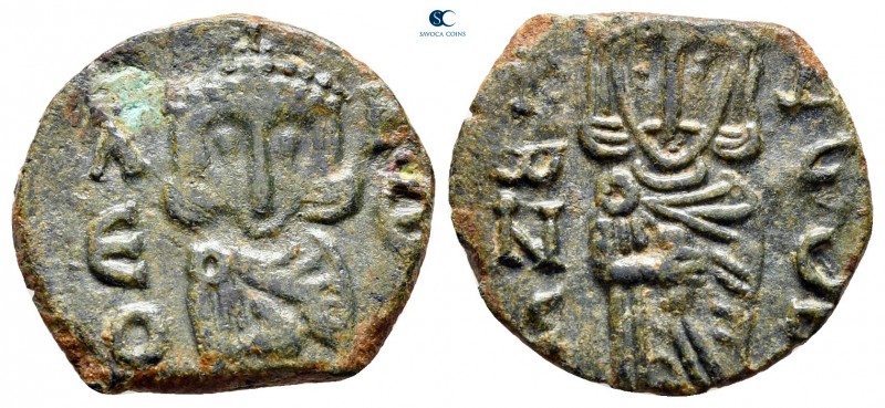 Constantine V Copronymus, with Leo IV AD 741-775. Syracuse
Follis or 40 Nummi Æ...