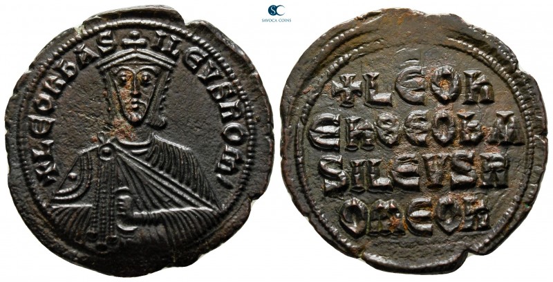 Leo VI the Wise. AD 886-912. Constantinople
Follis Æ

28 mm, 6,62 g

+ LEOn...