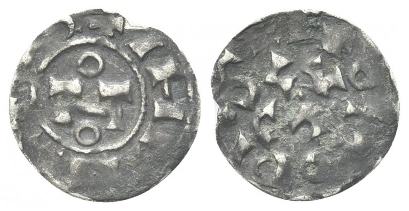 LUCCA
Ottone III di Sassonia, 983-1002.
Denaro.
Ag gr. 0,87
Dr. IHPERATOR. M...