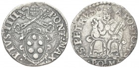 ROMA
Pio IV (Giovanni Angelo Medici), 1559-1565.
Testone.
Ag gr. 7,73
Dr. PIVS IIII - PONT MAX. Stemma sormontato da triregno e chiavi decussate....