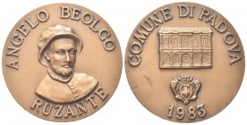 PADOVA
Angelo Beolco detto Ruzzante o Ruzante 1502-1542,drammaturgo, attore e scrittore italiano.
Medaglia 1983 opus L. Strazzabosco.
Æ gr. 126,13 ...