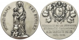 ROMA
Pio XII (Eugenio Pacelli), 1939-1958.
Medaglia 1956 opus C. Affer.
Æ argentato gr. 221,04 mm 70
Dr. NOTRE DAME - DES ECOLES. La Vergine Immac...