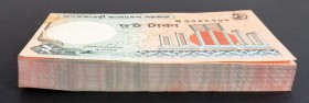 Bangladesh, 2 Taka, 1988, UNC, p6C, BUNDLE
(Total 100 consecutive banknotes)
Estimate: USD 20-40