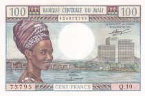 Mali, 100 Francs, 1972/1973, UNC, p11
Estimate: USD 125-250