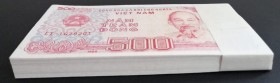 Viet Nam, 500 Dông, 1988, UNC, p101, BUNDLE
(Total 100 consecutive banknotes)
Estimate: USD 15-30