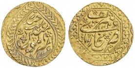 MANGHIT OF BUKHARA: Haidar, 1800-1826, AV tilla (4.59g), Bukhara, AH1226//1226, A-3029.2, decent strike, EF.
Estimate: $350 - $400