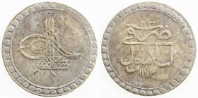 TURKEY: Mustafa III, 1757-1774, AR kurush (19.02g), Islambul, AH[11]83, KM-321.2, Dav-327, lightly toned, VF-EF.
Estimate: $70 - $100