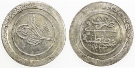 TURKEY: Mahmud II, 1808-1839, AR 5 piastres (29.27g), Kostantiniye, AH1223 year 5, KM-564, bold strike, EF-AU.
Estimate: $90 - $120