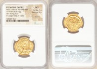 Maurice Tiberius (AD 582-602). AV solidus (23mm, 4.45 gm, 7h). NGC MS 4/5 - 4/5, die shift. Antioch, 7th officina. o N mAVRC-TIb PP AVG, draped and cu...