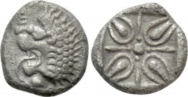 SATRAPS OF CARIA. Hekatomnos (Circa 395-353 BC). Obol. 

Obv: E. 
Forepart of lion right, head reverted.
Rev: Stellate pattern within incuse squar...