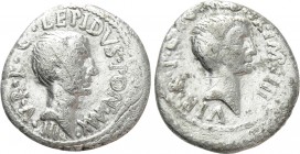 LEPIDUS and OCTAVIAN. Denarius (43 BC). Military mint traveling with Lepidus in Italy. 

Obv: LEPIDVS PONT MAX III V R P C. 
Bare head of Lepidus r...