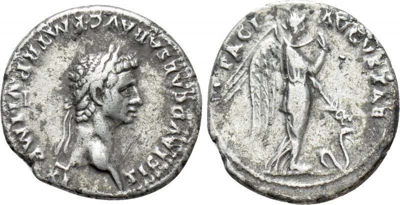 CLAUDIUS (41-54). Denarius. Rome. 

Obv: TI CLAVD CAESAR AVG P M TR P VI IMP X...