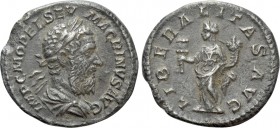 MACRINUS (217-218). Denarius. Rome. 

Obv: IMP C M OPEL SEV MACRINVS AVG. 
Laureate and draped bust right.
Rev: LIBERALITAS AVG. 
Liberalitas sta...