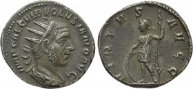 VOLUSIAN (251-253). Antoninianus. Rome. 

Obv: IMP CAE C VIB VOLVSIANO AVG. 
Radiate, draped and cuirassed bust right.
Rev: VIRTVS AVGG. 
Virtus ...
