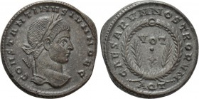 CONSTANTINE II (Caesar, 316-337). Follis. Aquileia. 

Obv: CONSTANTINVS IVN NOB C. 
Laureate head right.
Rev: CAESARVM NOSTRORVM / AQT. 
VOT / X ...