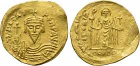 PHOCAS (602-610). GOLD Solidus. Constantinople. 

Obv: δ N FOCAS PЄRP AVG. 
Crowned and cuirassed facing bust, holding globus cruciger.
Rev: VICTO...