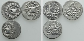 3 Cistophoric Tetradrachms. 

Obv: .
Rev: .

. 

Condition: See picture.

Weight: g.
 Diameter: mm.