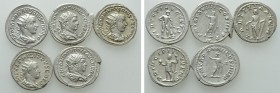 5 Antoniniani of Caracalla and Gordianus III. 

Obv: .
Rev: .

. 

Condition: See picture.

Weight: g.
 Diameter: mm.