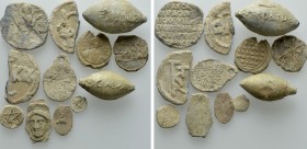 12 Seals, Tesserae etc.

Obv: .
Rev: .

.

Condition: See picture.

Weight: g.
Diameter: mm.