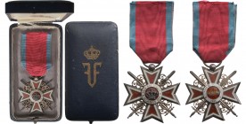 ROMANIA
ORDER OF THE CROWN OF ROMANIA, 1881
Knight 's Cross, 1st Model, Military. Breast Badge, 42 mm, Silver, both sides enameled, original ring an...