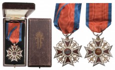 ROMANIA
ORDER OF THE CROWN OF ROMANIA, 1881
Knight 's Cross, 1st Model, Military. Breast Badge, 42 mm, Silver, both sides enameled, original ring an...