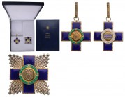 ROMANIA - REPUBLIC
Order of "Cultural Merit"
Grand Officer Set. Neck Badge, 50 mm, silver Gilt, hallmarked "925", enameled, original suspension loop...