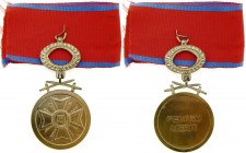 ROMANIA - REPUBLIC
Military Medal for Merit
Breast Badge, 71x33 mm, gilt Copper, original suspension device (damaged ring), original ribbon. I
Estim...