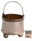 RUSSIA
Small silver basket
Three balls feet, right body, frieze with ferns engraved in border, height 7.5 cm, weight 220 g, no mark except "84" stan...