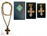 RUSSIA
Orthodox bronze devotional pectoral cross 
Orthodox rite light bronze devotional pectoral cross with bulbar ends, each side composed of five ...