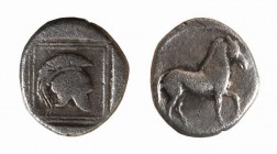 Tetrobol AR
Macedon, Aigai, Perdikas II (451-413 BC), quadrato incuso
13 mm, 1,74 g
Sng.Ans.37-41