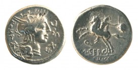 Denier AR
M. Sergius Silus, 116-115 BC, Helmeted head of Roma r., M SERGI SILUS / Horseman l., holding sword and head
19 mm, 3,82 g
Cr. 286/1; RSC ...