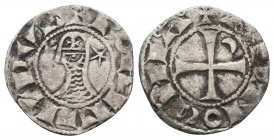 Denier AR
Antioch, Bohemond III (1163-1201), Helmeted bust between star and crescent, left / Cross with crescent in second quarter
17 mm, 0,70 g