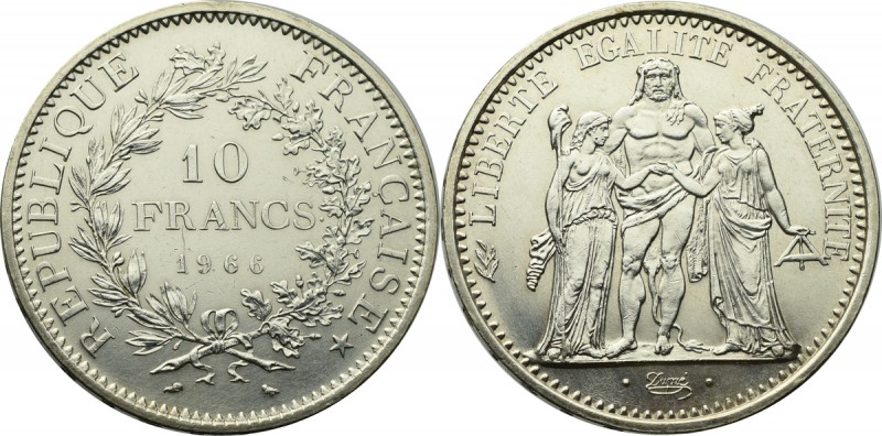 Francja, 10 franków 1966 Dobrze zachowana, srebrna moneta.

Grade: XF+